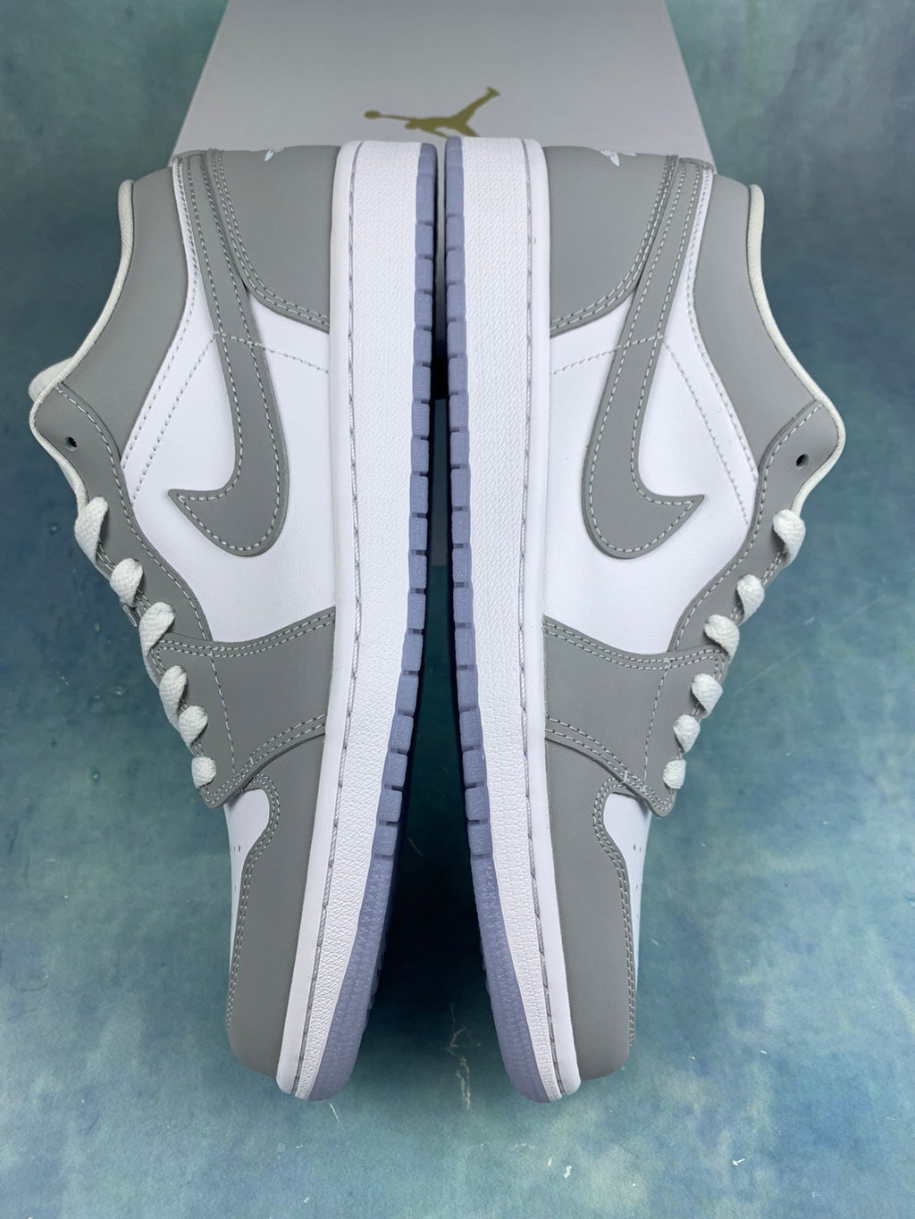 Air Jordan 1 Low Fog Grey Unisex Sneakers DC0774-105